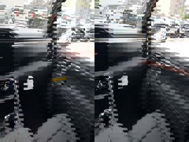 New 2026 GMC Sierra 1500 Denali w/ Denali Reserve Package AWD/4WD image 16