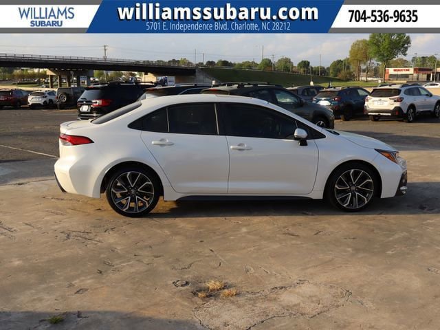 Used 2021 Toyota Corolla SE w/ SE Premium Package FWD image 9