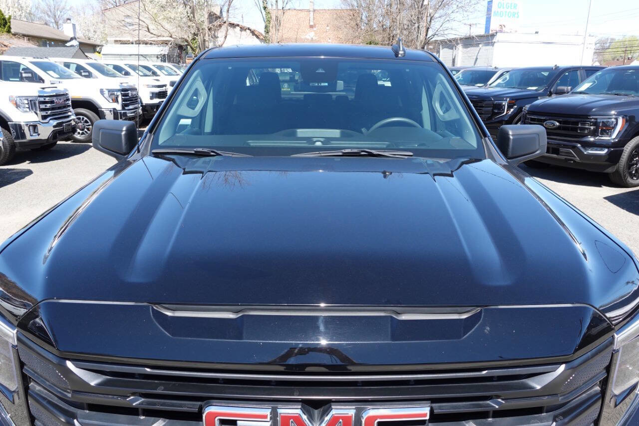 Used 2024 GMC Sierra 1500 Pro w/ Graphite Edition AWD/4WD image 6