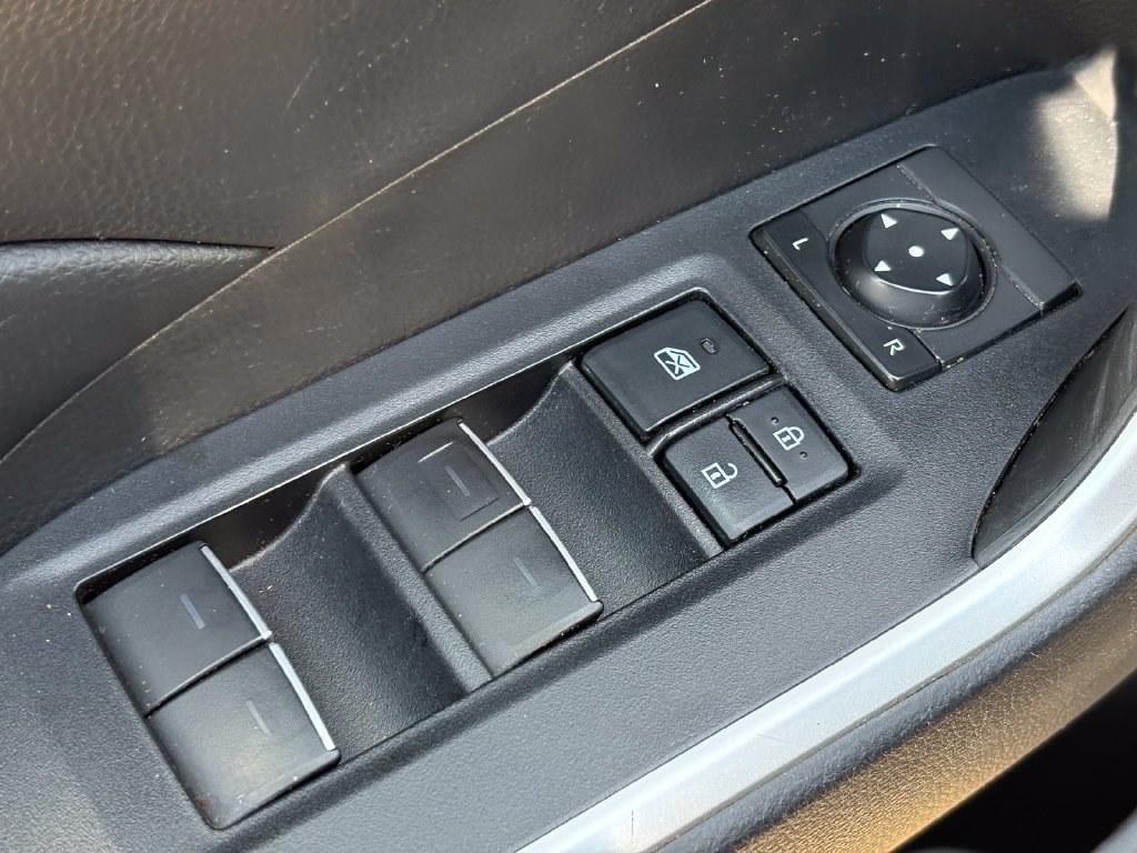 Used 2022 Toyota RAV4 XLE Premium FWD image 21