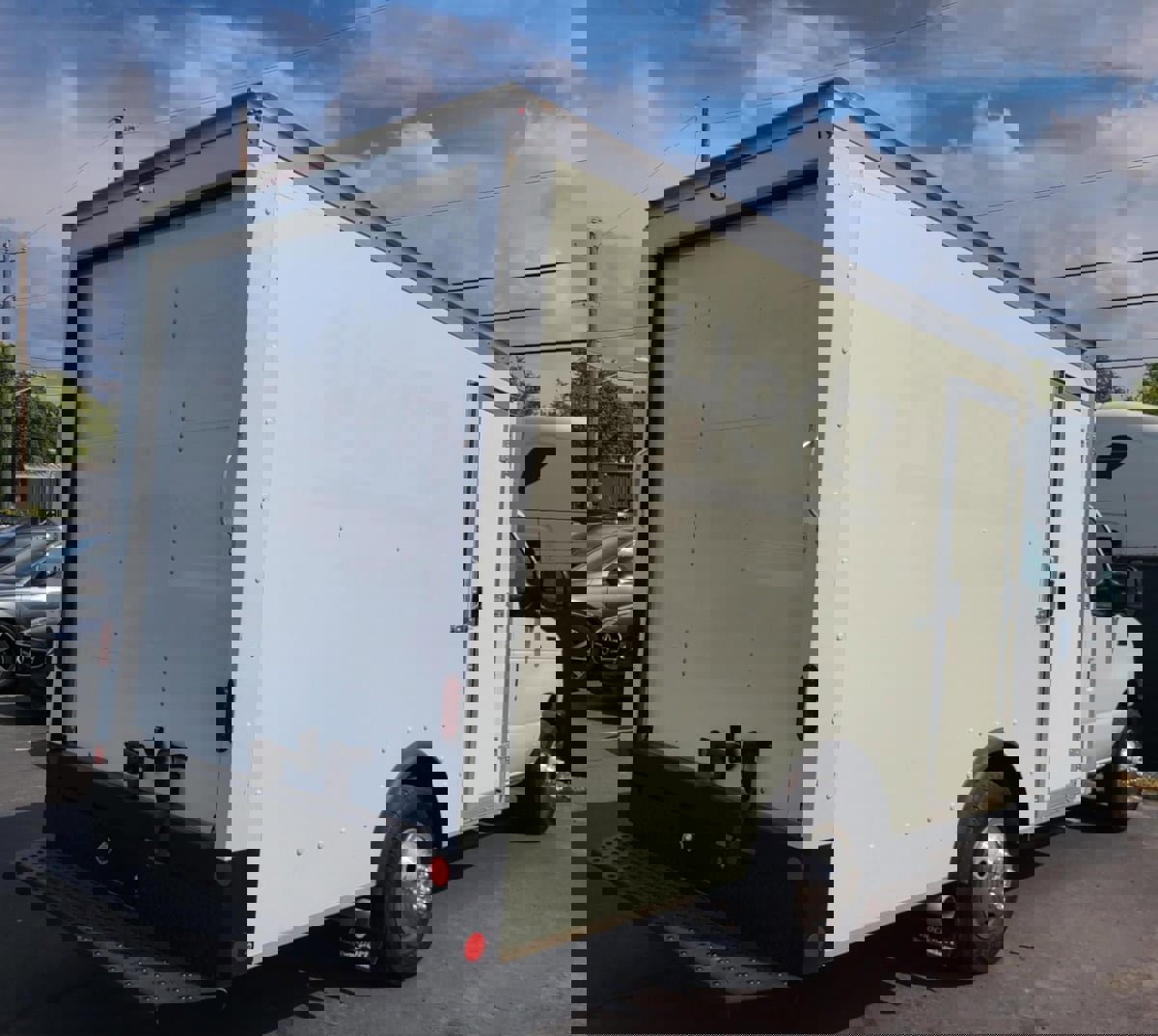 Used 2023 Ford E-350 and Econoline 350 Super Duty w/ Driver's Safety Package image 3