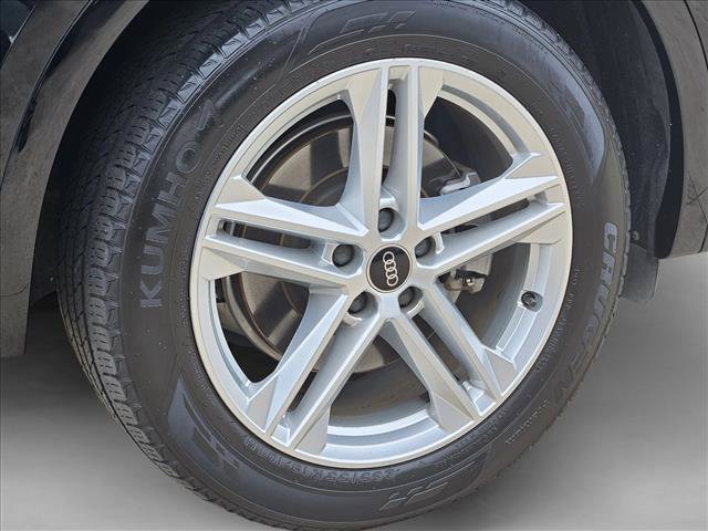 Used 2022 Audi Q5 e Premium Plus AWD/4WD image 9