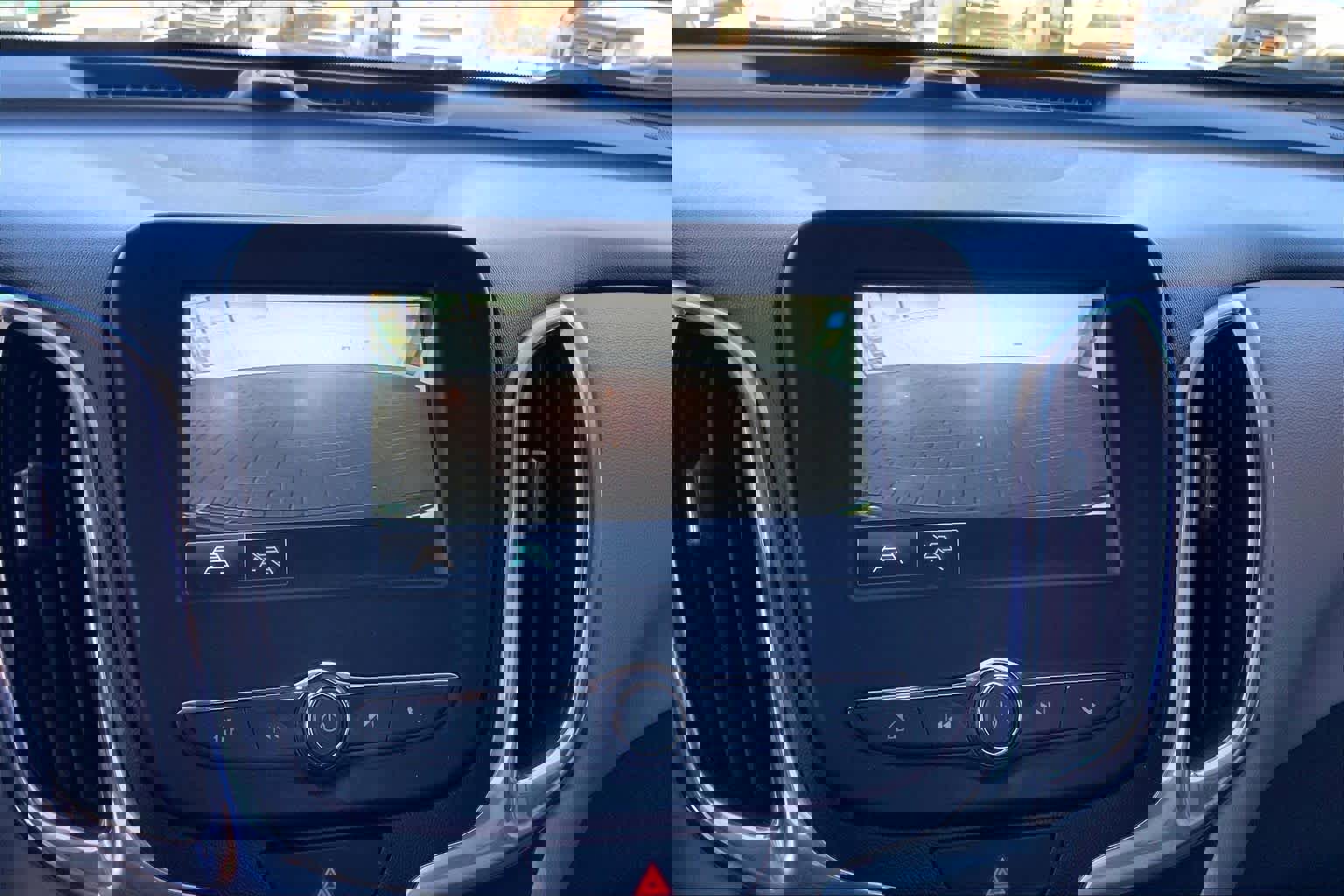 Used 2018 Chevrolet Equinox LT image 29