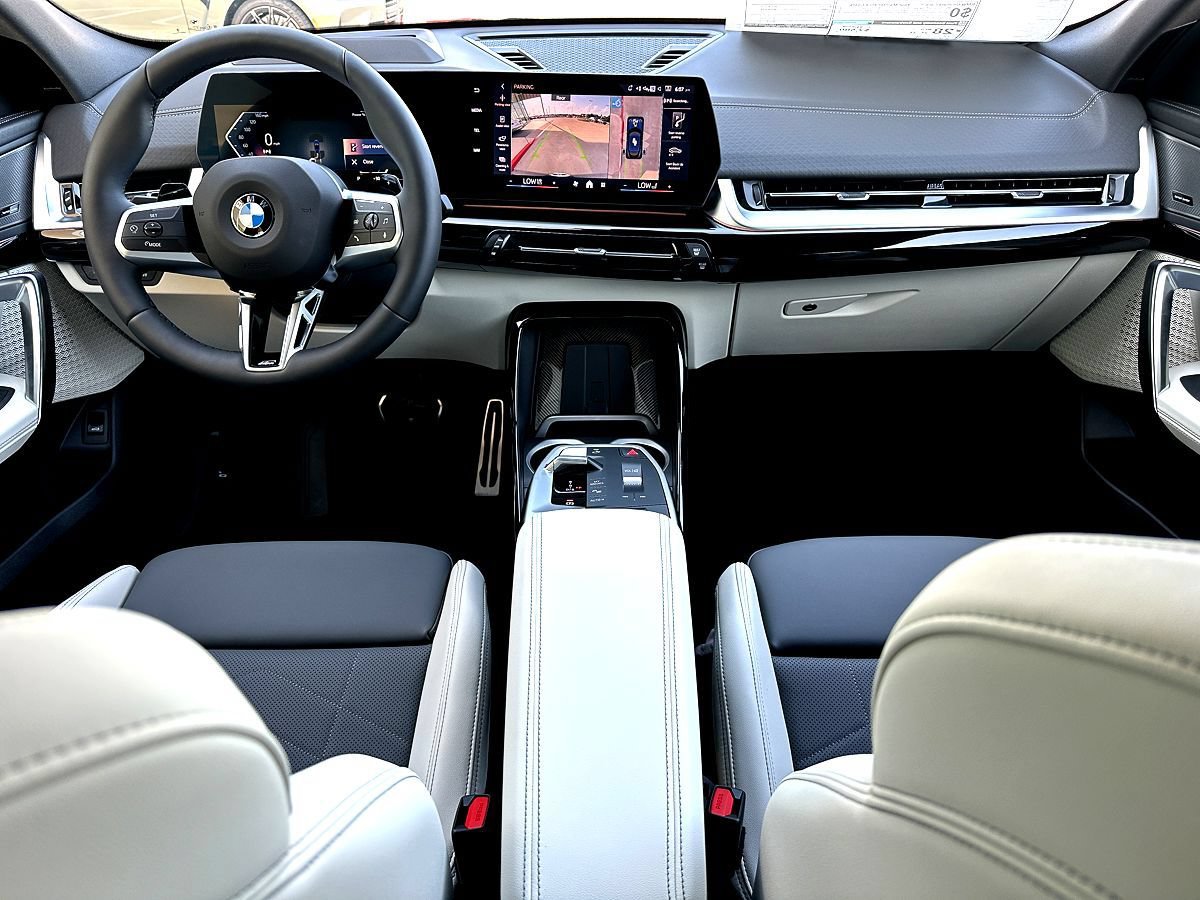 New 2026 BMW X2 xDrive28i w/ Technology Package AWD/4WD image 19