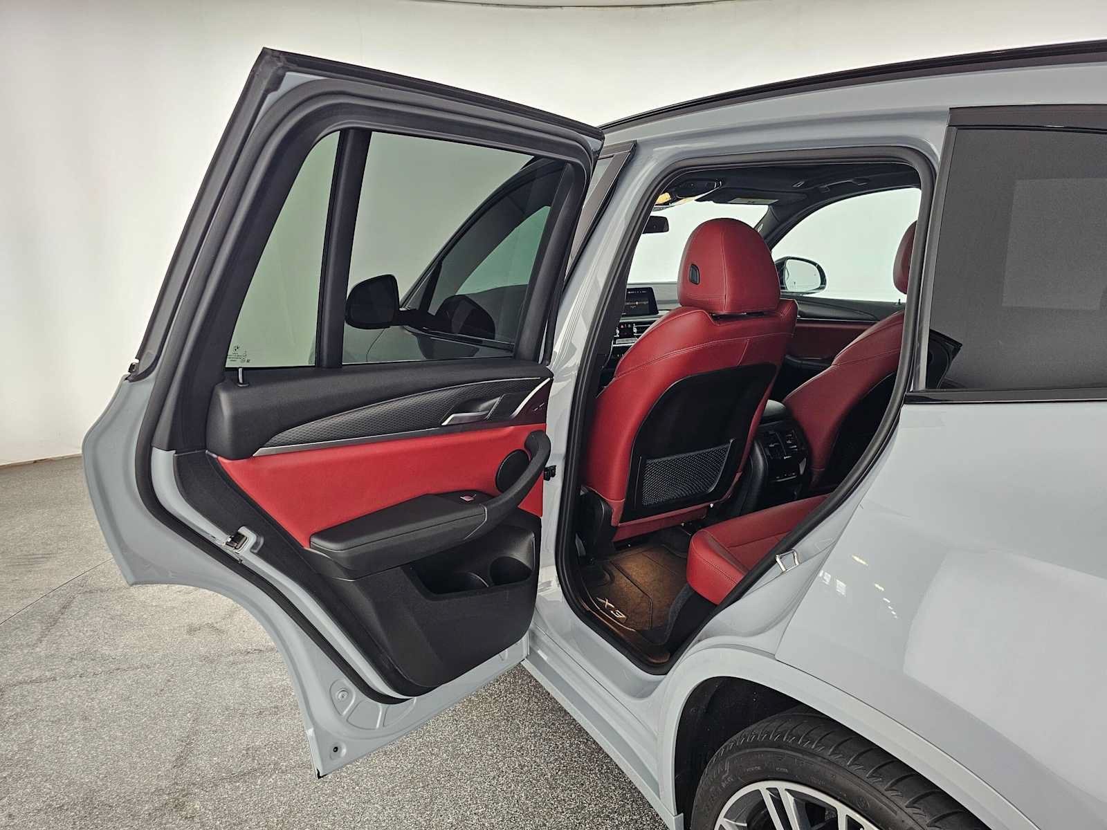 Used 2023 BMW X3 sDrive30i w/ M Sport Package RWD image 15