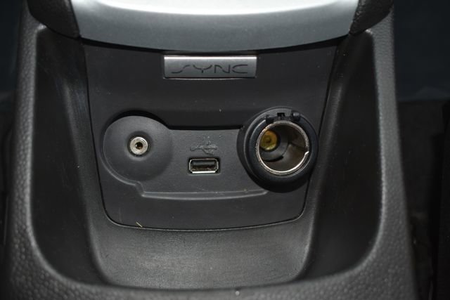 Used 2019 Ford Fiesta SE w/ Cold Weather Package image 27