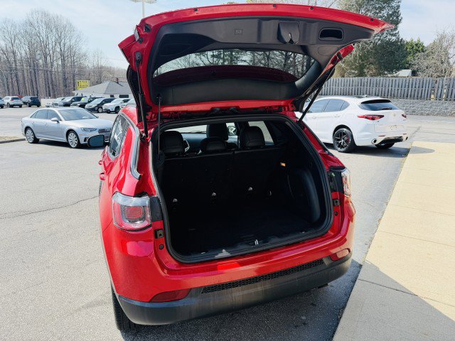 Used 2021 Jeep Compass Latitude w/ Sun and Sound Group image 17