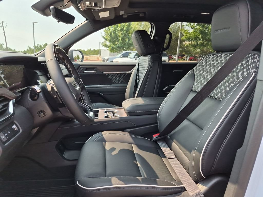 New 2027 GMC Acadia Denali w/ LPO, Floor Liner Package FWD image 19