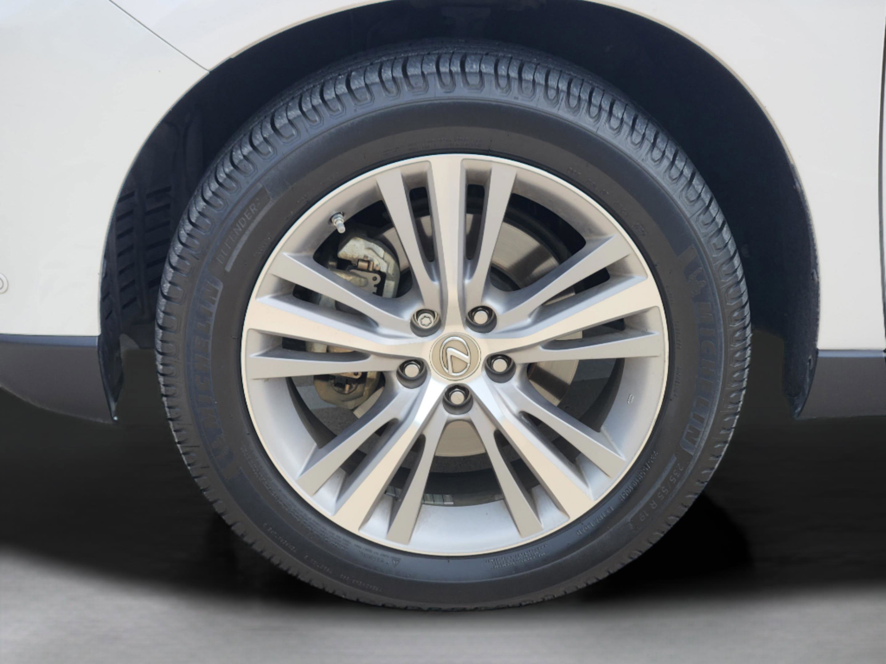 Used 2015 Lexus RX 450h FWD image 40