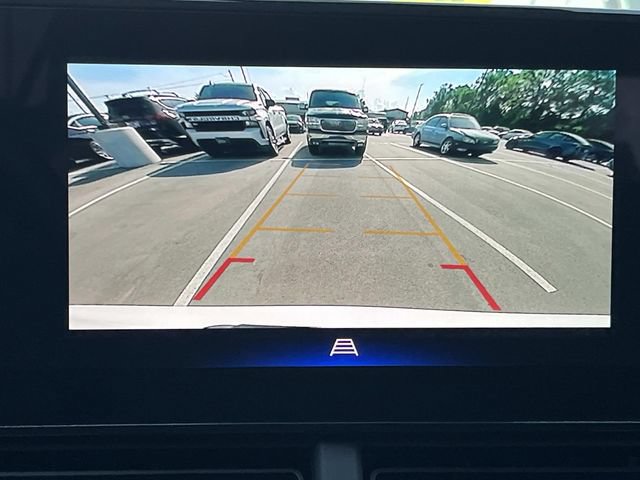 Used 2024 Chevrolet Trax LT w/ Driver Confidence Package FWD image 33