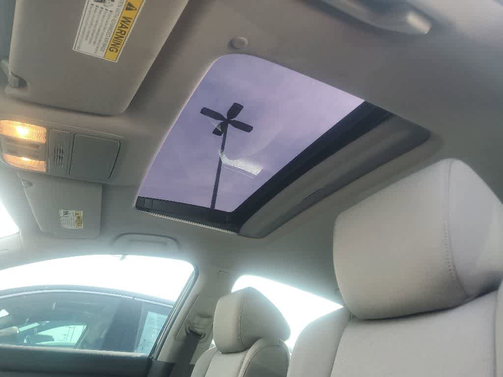 Used 2018 Honda Accord EX image 4