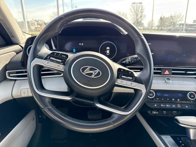 Used 2021 Hyundai Elantra Limited image 20