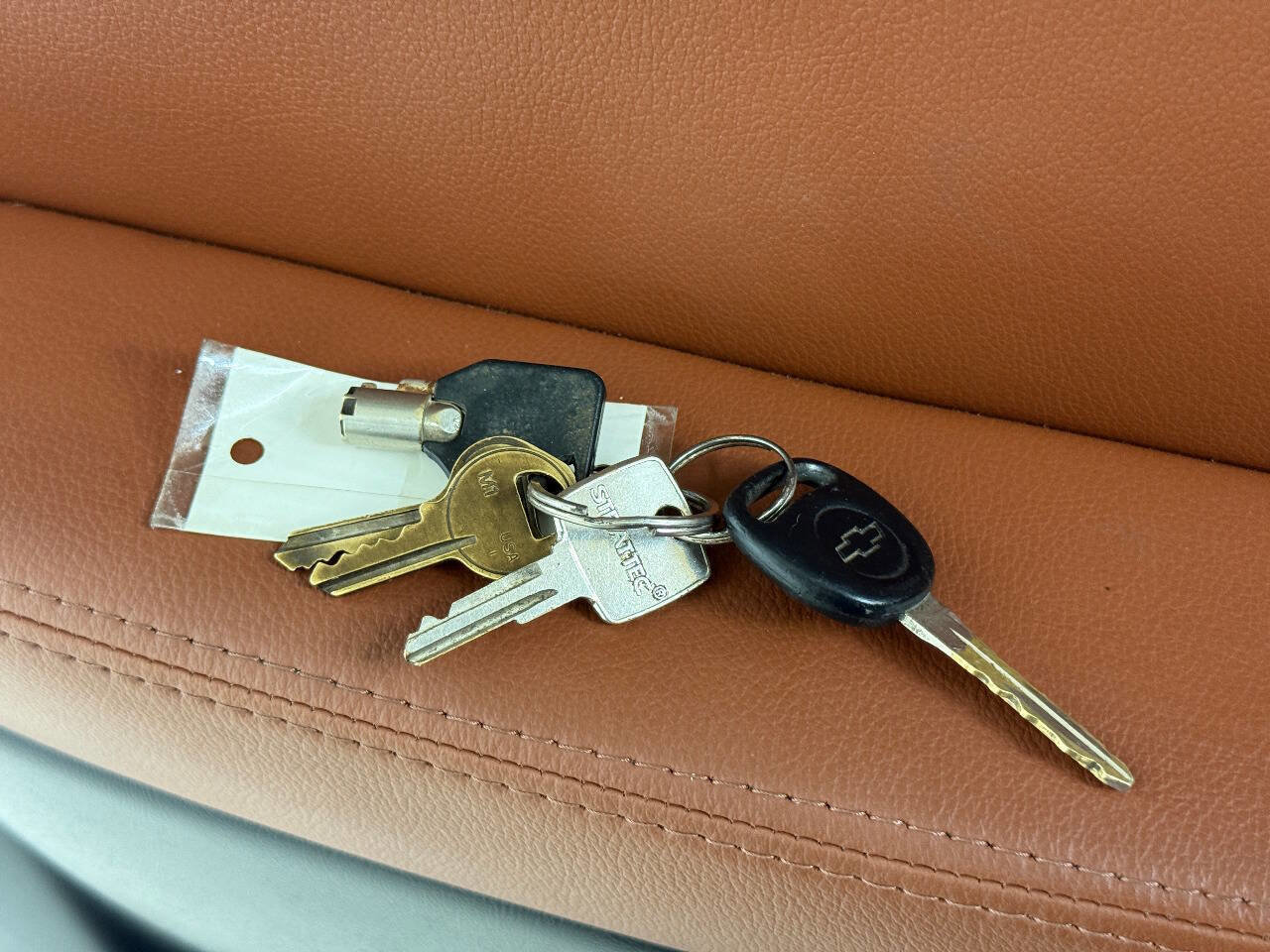 Used 2002 Chevrolet Silverado 3500 2WD Extended Cab image 69