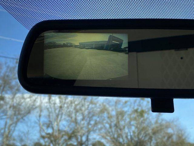 Used 2021 Chevrolet Express 2500 w/ Driver Convenience Package image 12