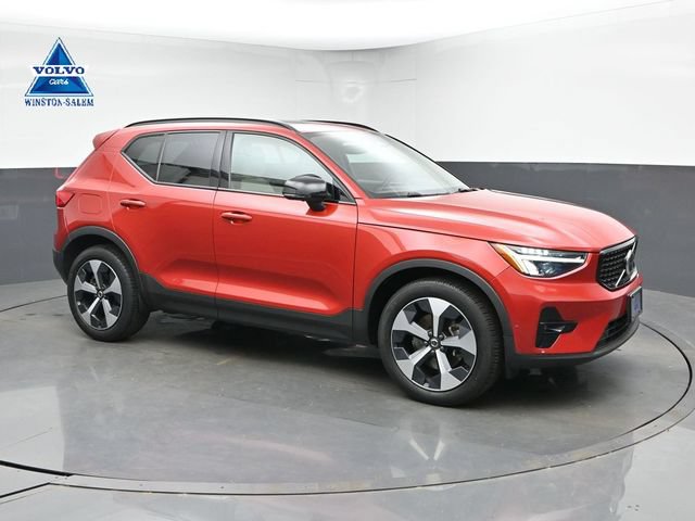 Used 2023 Volvo XC40 B5 Plus w/ Driver Assist Package