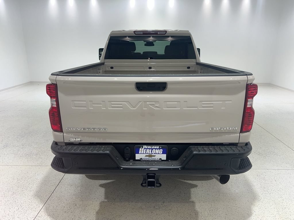 New 2026 Chevrolet Silverado 2500 Custom w/ Custom Value Package AWD/4WD image 4