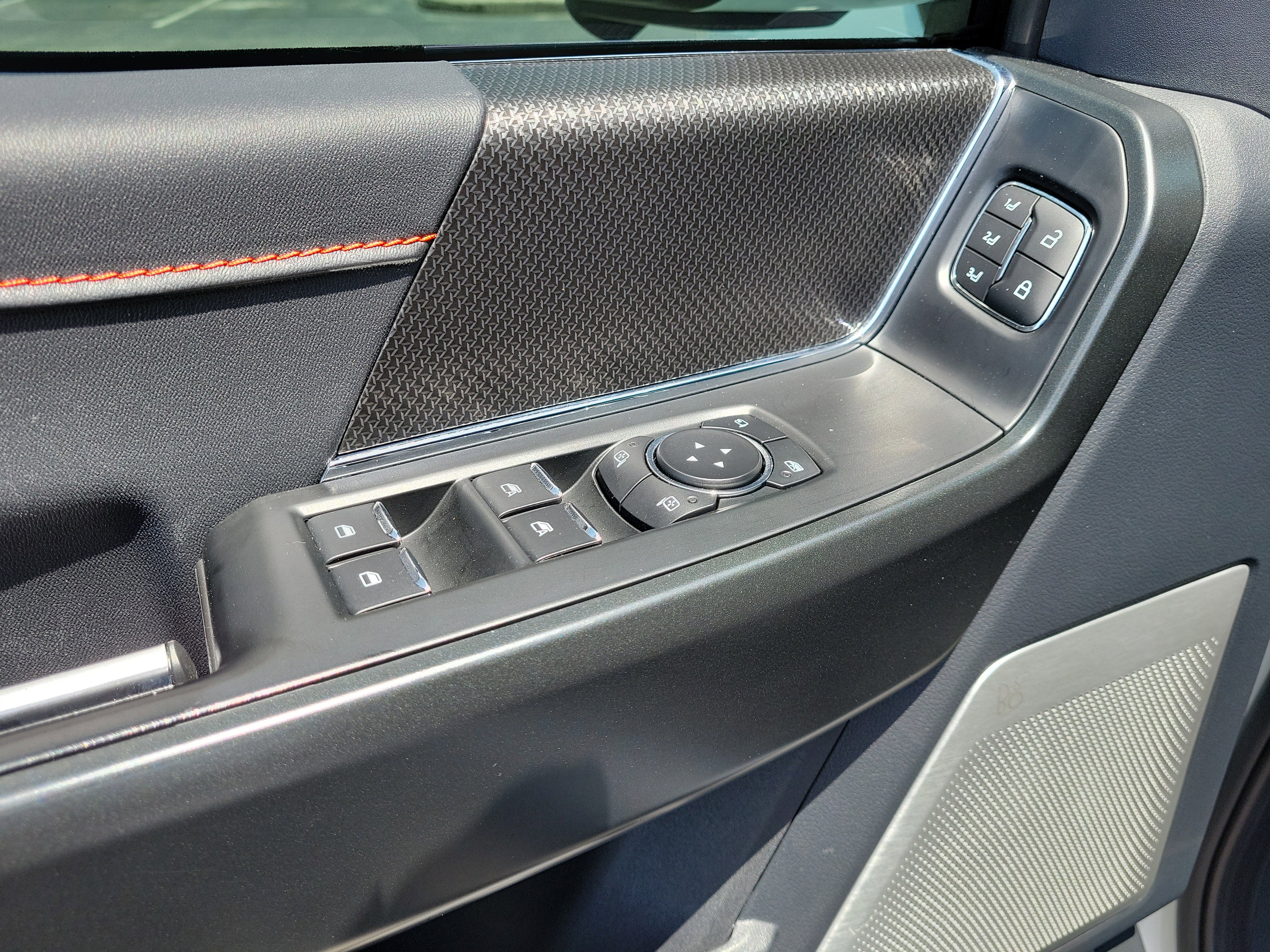 Used 2024 Ford F150 Raptor AWD/4WD image 12