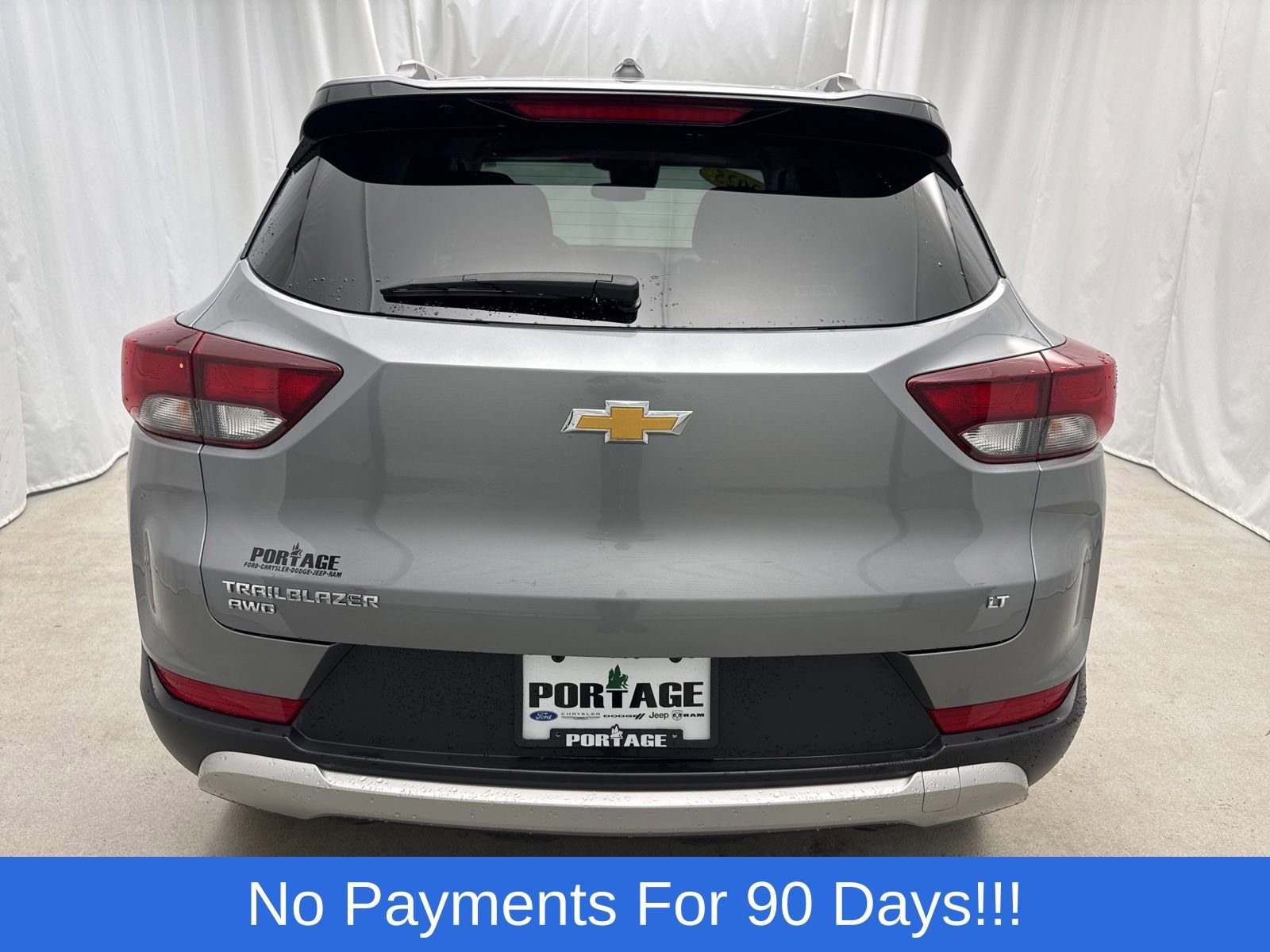 Used 2025 Chevrolet TrailBlazer LT AWD/4WD image 4