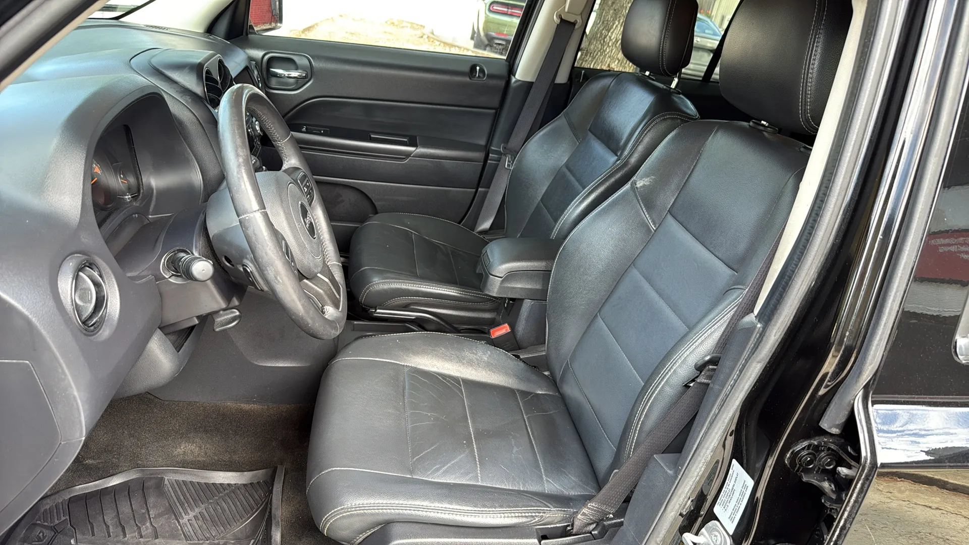 Used 2015 Jeep Patriot High Altitude AWD/4WD image 13