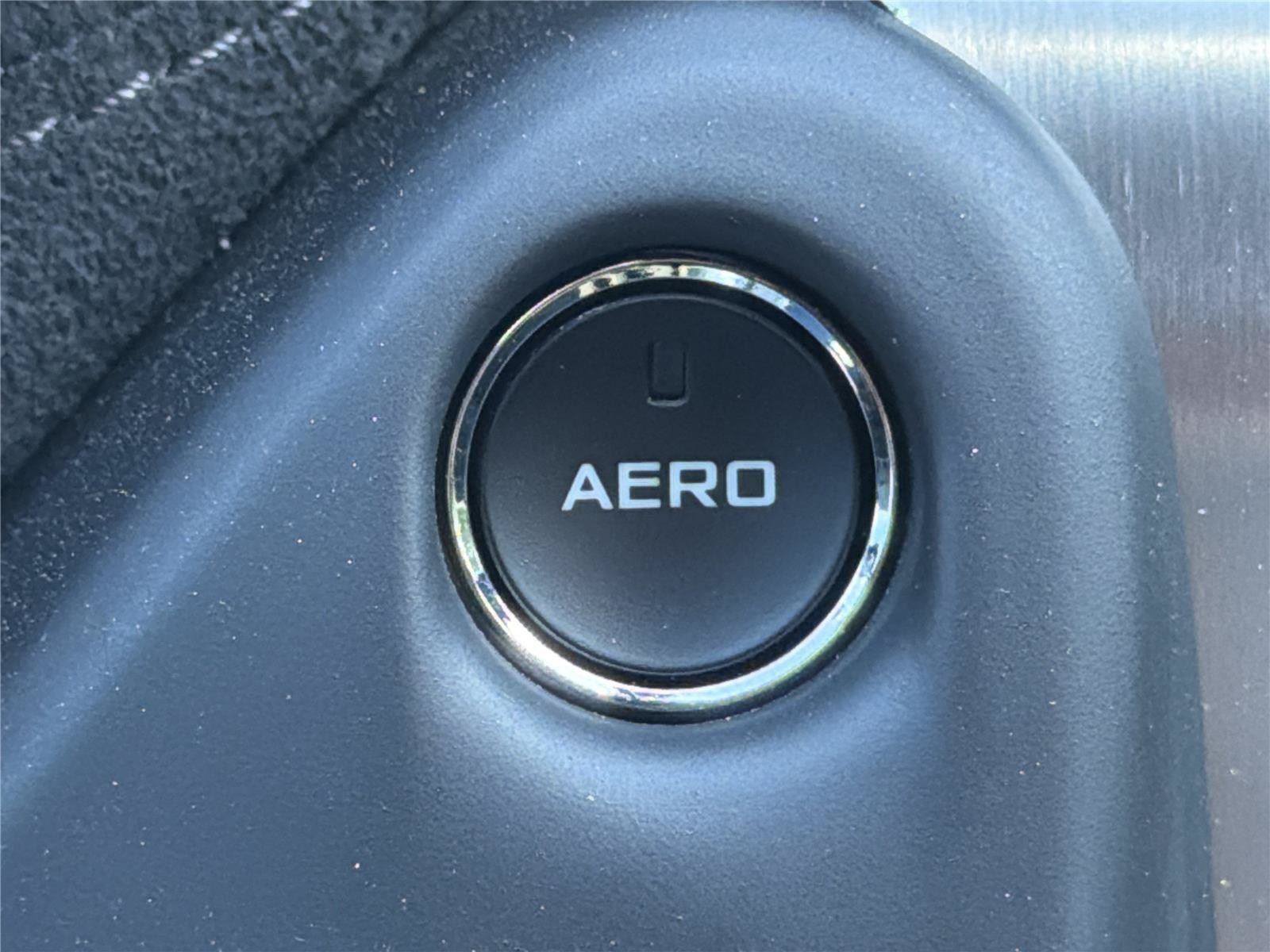 Used 2019 McLaren 720S RWD image 13