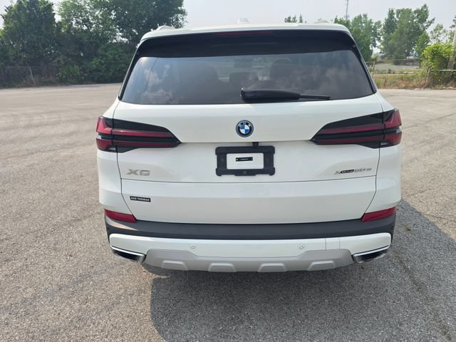 Used 2024 BMW X5 xDrive50e AWD/4WD image 5