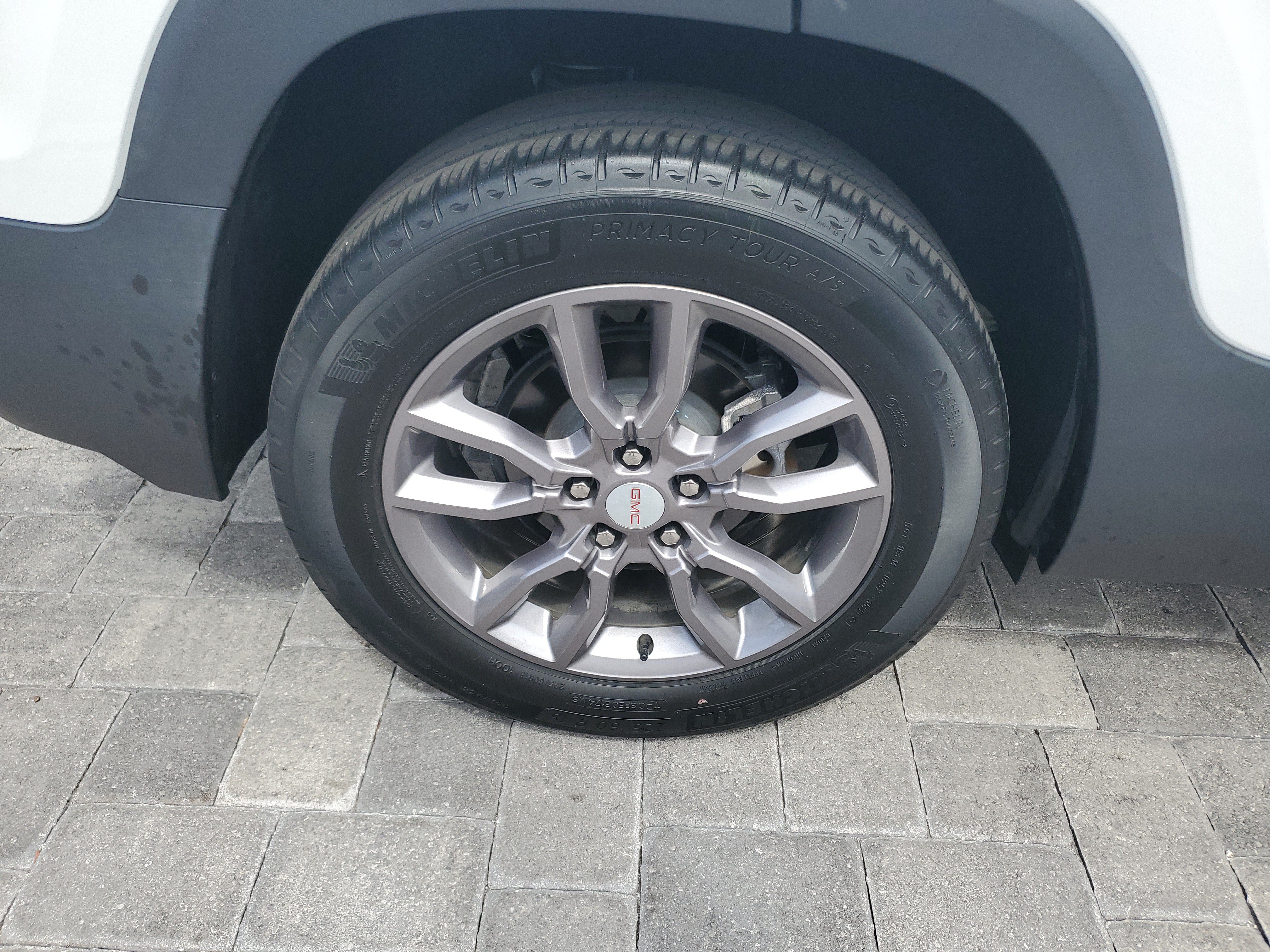 Used 2023 GMC Terrain SLT FWD image 7