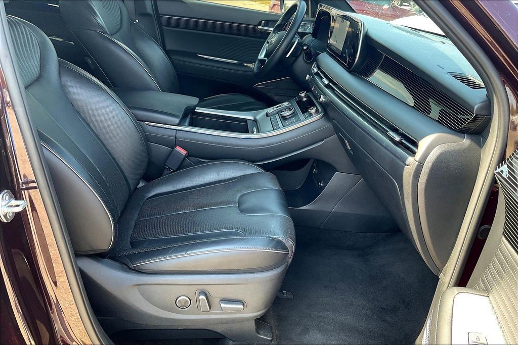 Used 2024 Hyundai Palisade Calligraphy image 7