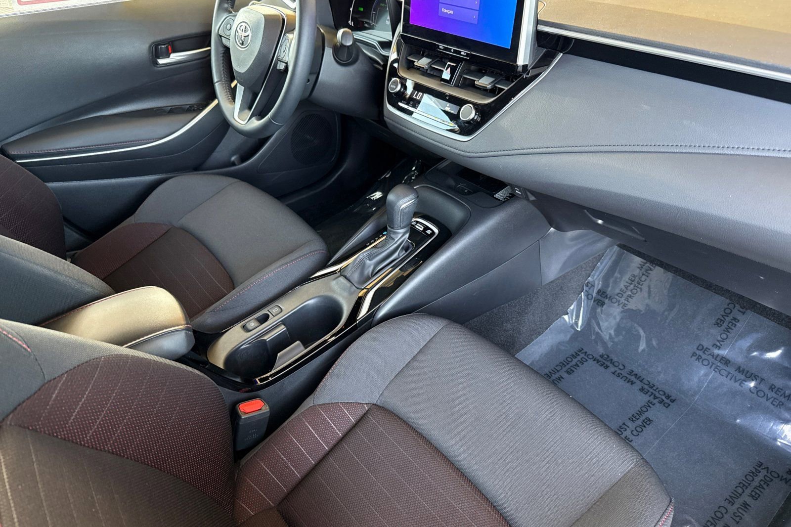 Certified 2025 Toyota Corolla SE image 18