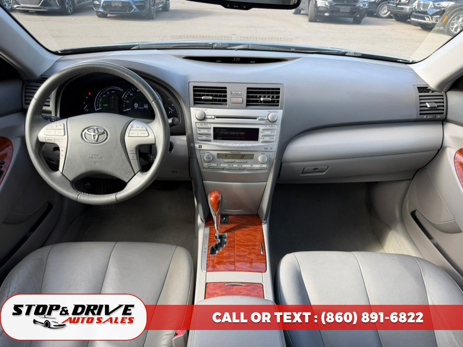 Used 2011 Toyota Camry Hybrid w/ Leather Pkg FWD image 10