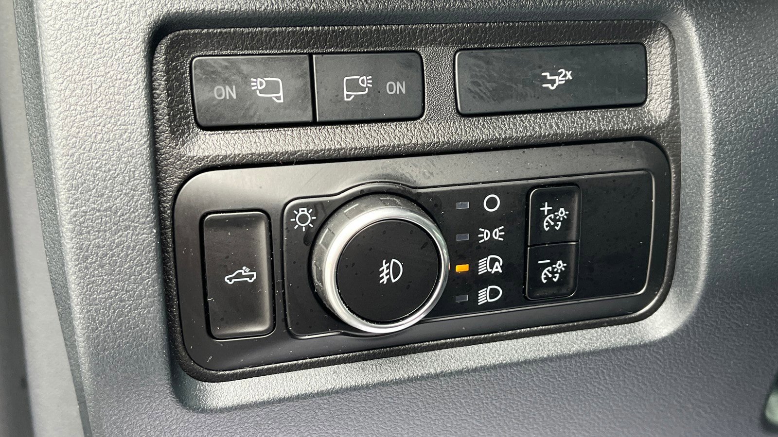 Used 2024 Ford F250 Lariat w/ Lariat Ultimate Package image 12