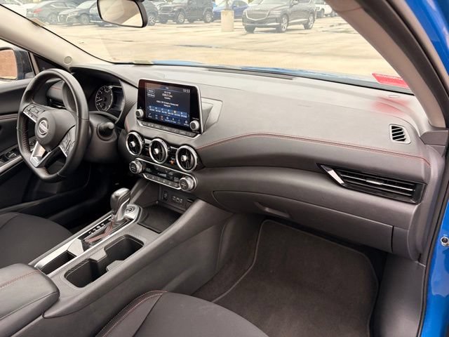 Used 2025 Nissan Sentra SR FWD image 14