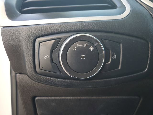 Used 2017 Ford Edge SEL w/ Equipment Group 201A image 21