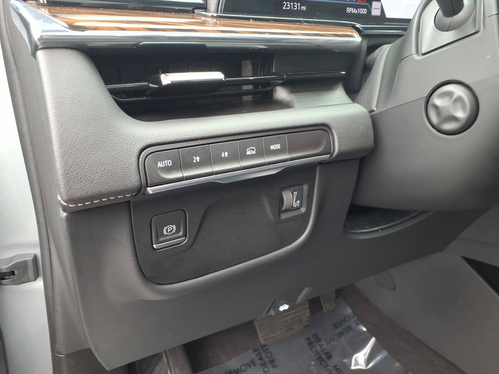 Certified 2023 Cadillac Escalade Premium Luxury w/ LPO, Floor Liner Package AWD/4WD image 27