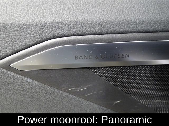 Used 2019 Audi e-tron Prestige w/ Prestige Package image 22