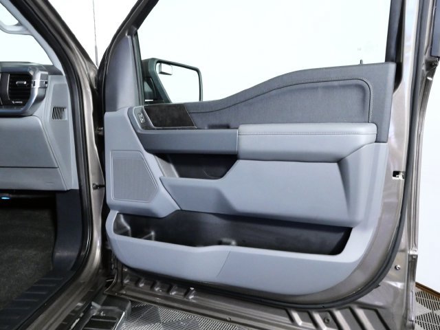 Certified 2021 Ford F150 Lariat w/ Trailer Tow Package AWD/4WD image 12