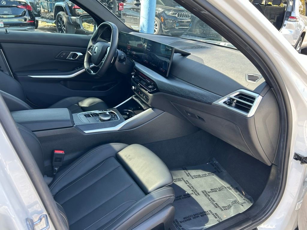 Used 2025 BMW 330i Sedan RWD image 30