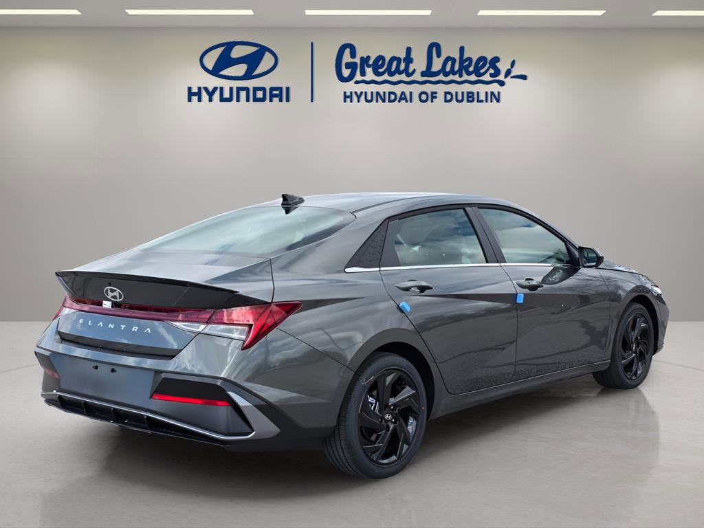 New 2026 Hyundai Elantra SEL Sport image 5