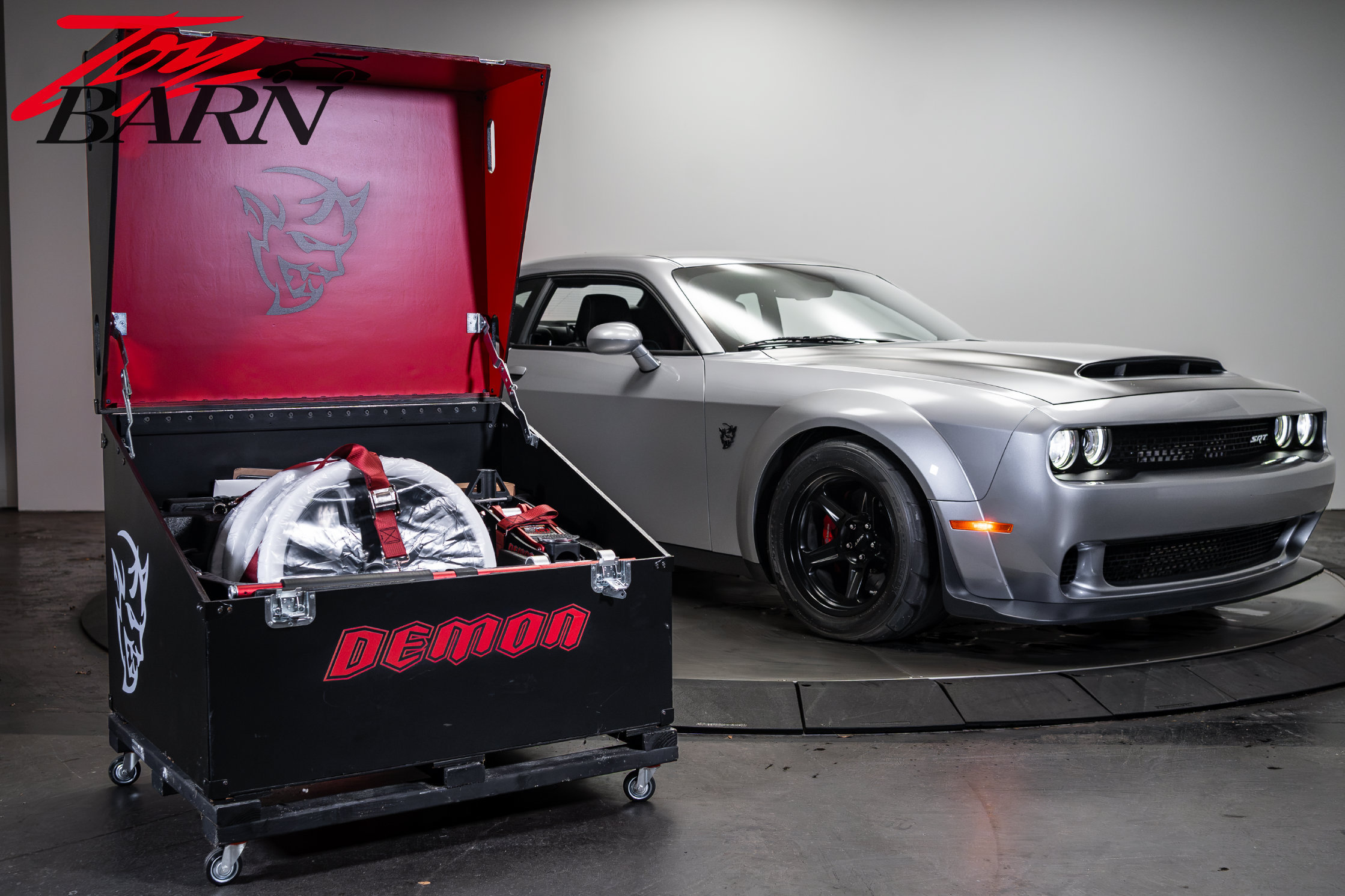 Used 2018 Dodge Challenger SRT Demon RWD image 9