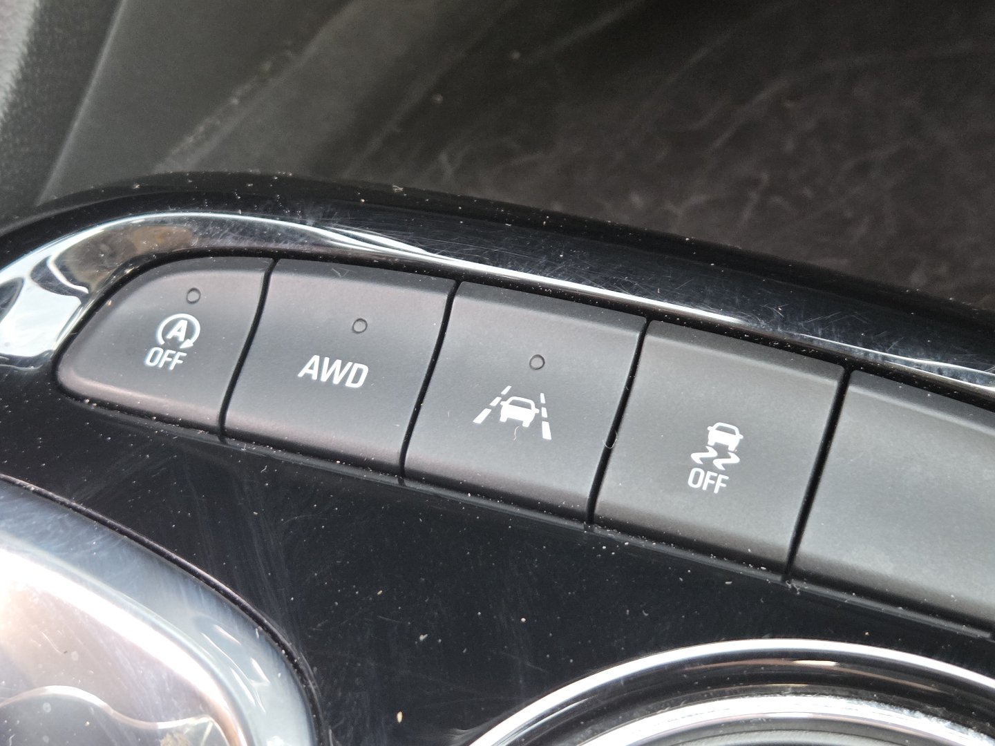 Used 2023 Buick Encore GX Preferred w/ Cold Weather Comfort Package AWD/4WD image 7