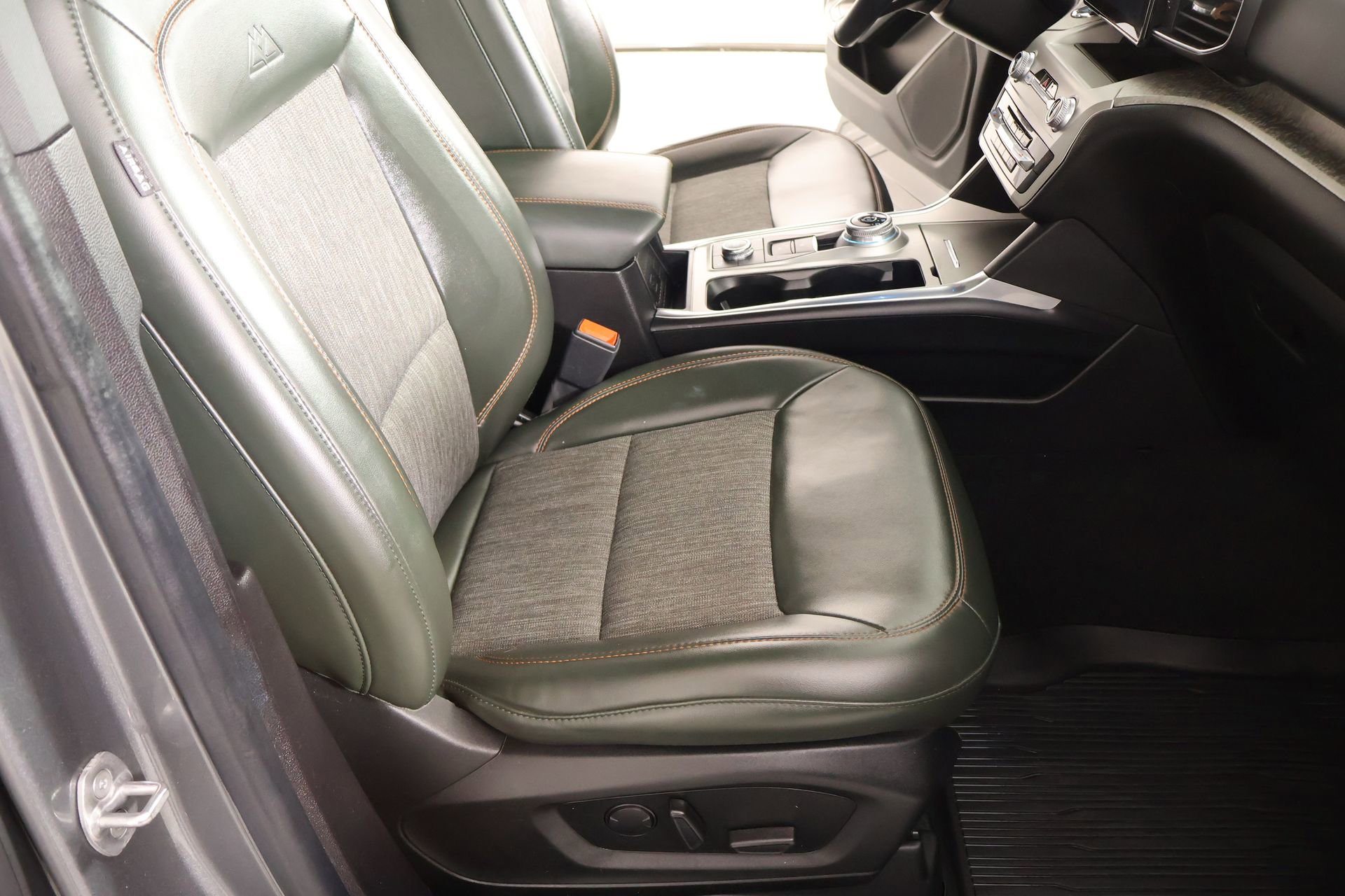 Used 2022 Ford Explorer Timberline w/ Timberline Technology Package image 15