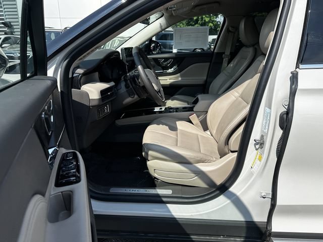 Certified 2024 Lincoln Corsair AWD w/ Equipment Group 101A image 19