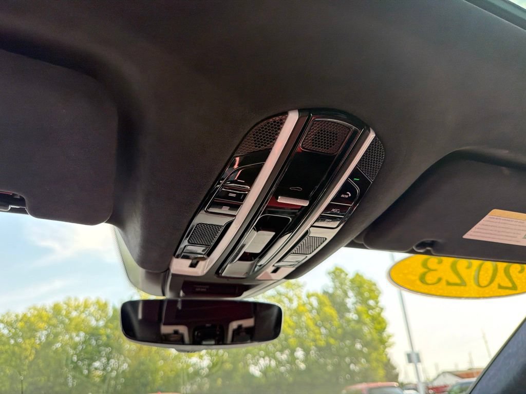 Used 2023 Porsche Cayenne GTS AWD/4WD image 14