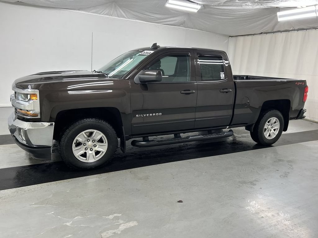 Used 2018 Chevrolet Silverado 1500 LT w/ All Star Edition AWD/4WD image 6