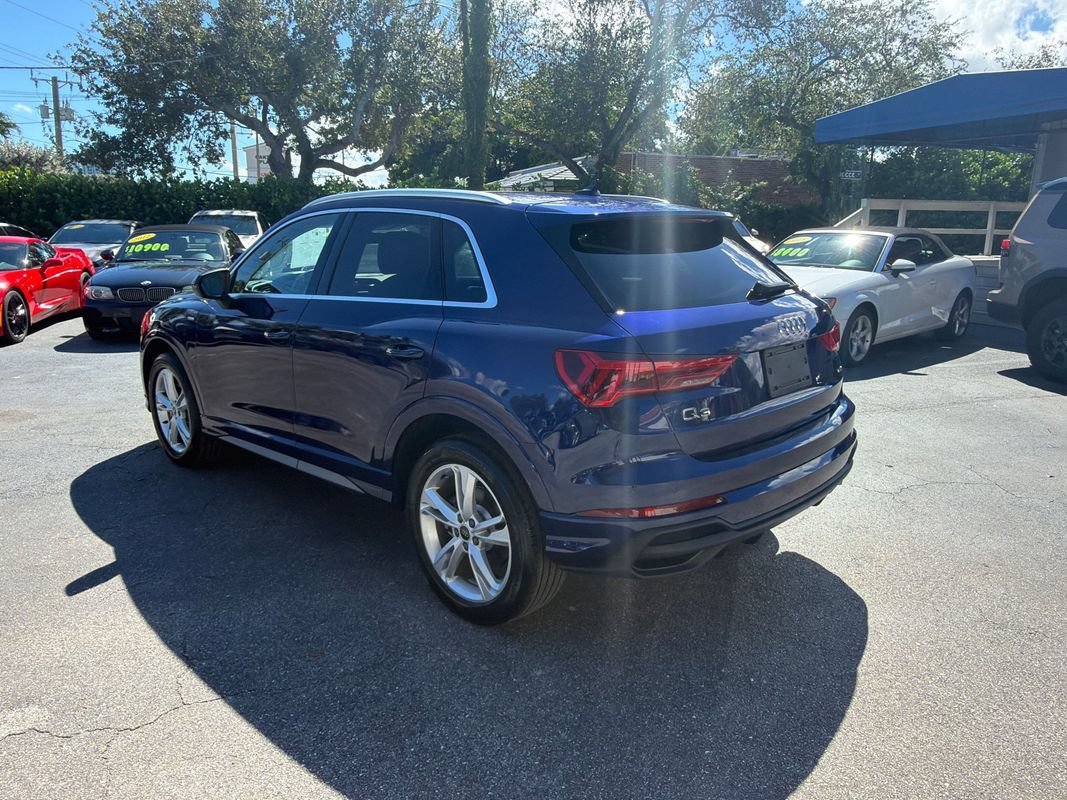 Used 2024 Audi Q3 2.0T Premium AWD/4WD image 3