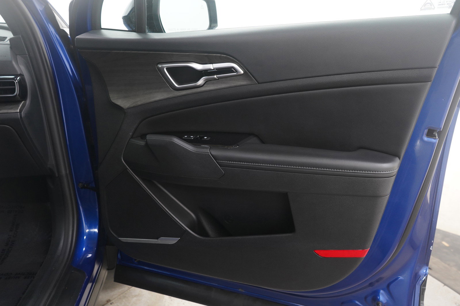 Used 2024 Kia Sportage X-Line w/ X-Line Premium Package image 9