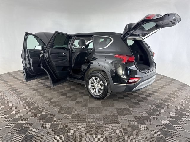 Used 2019 Hyundai Santa Fe SE FWD image 16