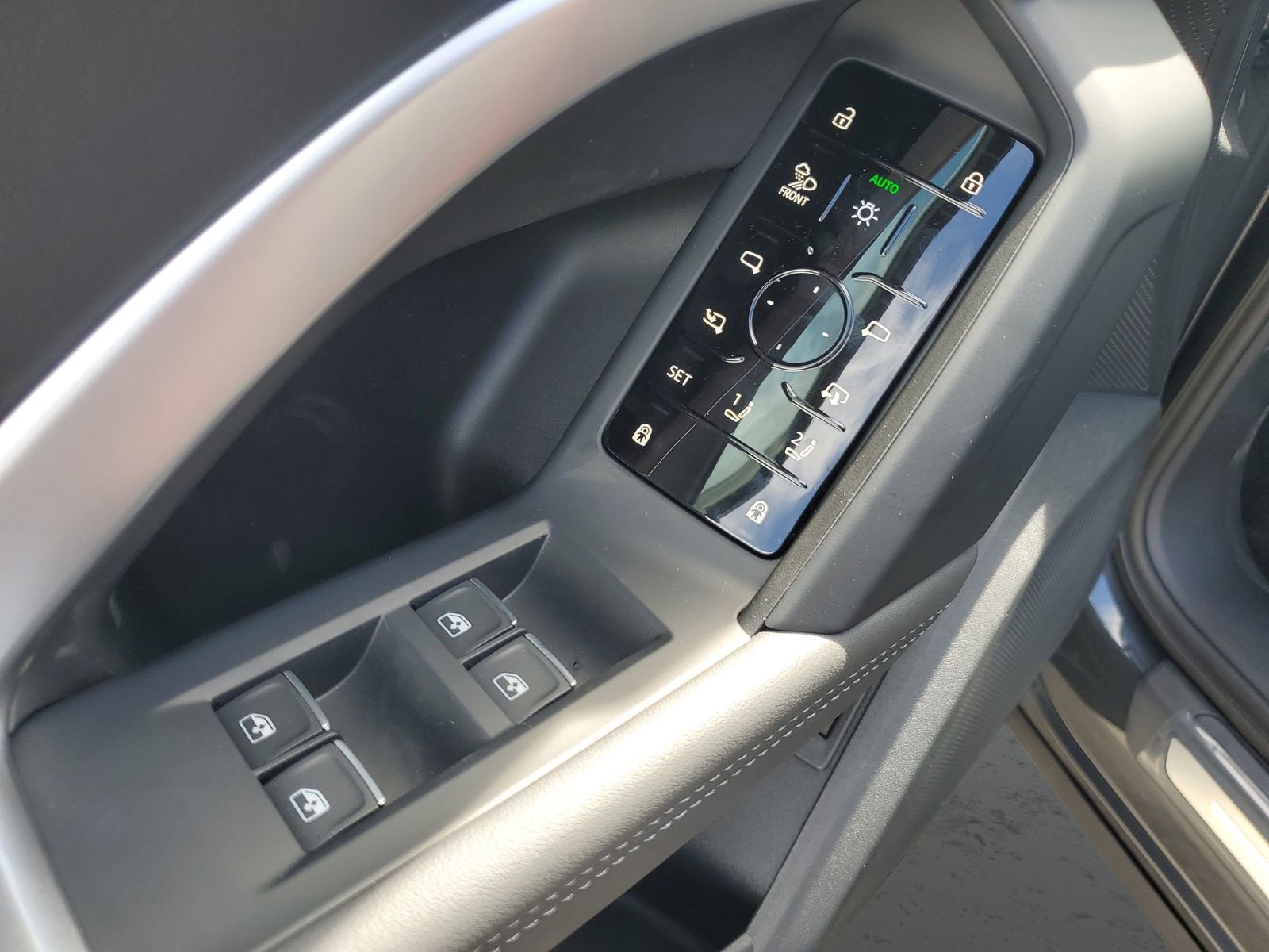 New 2025 Audi Q5 Premium Plus image 22