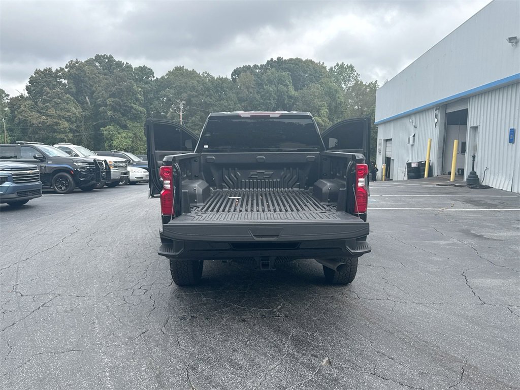 Used 2025 Chevrolet Silverado 2500 Custom image 31