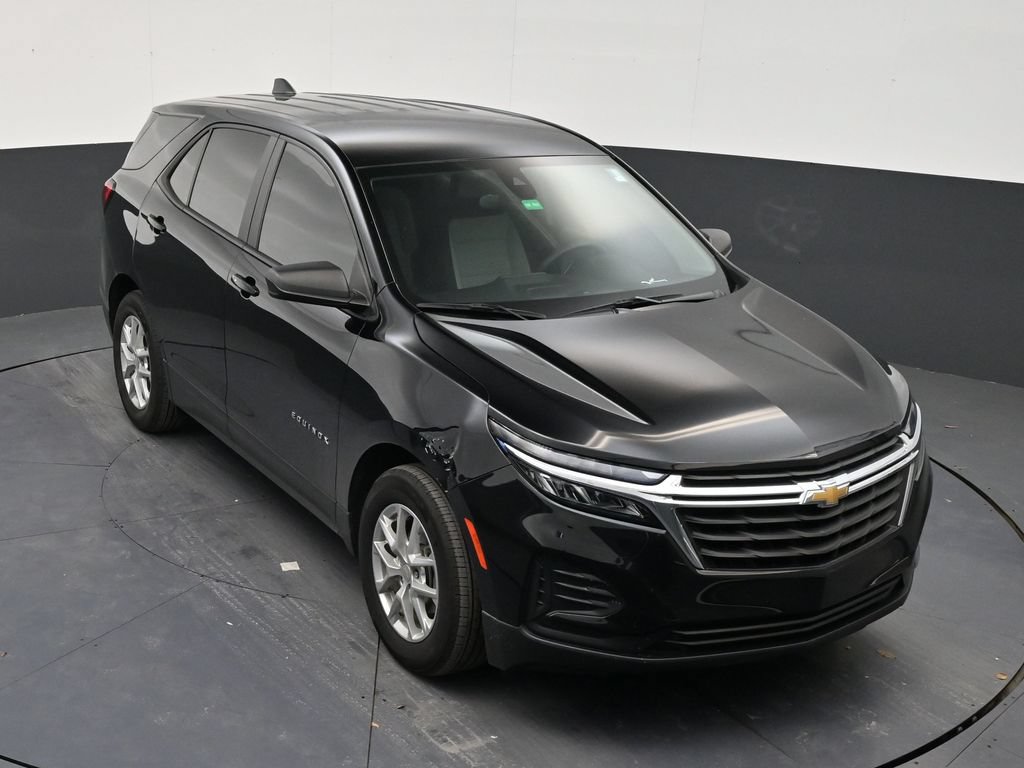 Used 2024 Chevrolet Equinox LS FWD image 17