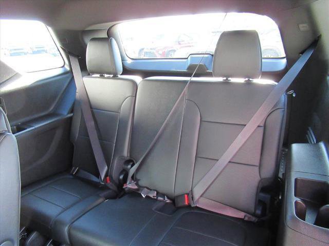 Certified 2023 Chevrolet Traverse High Country w/ LPO, 'HIT The Road' Package image 35